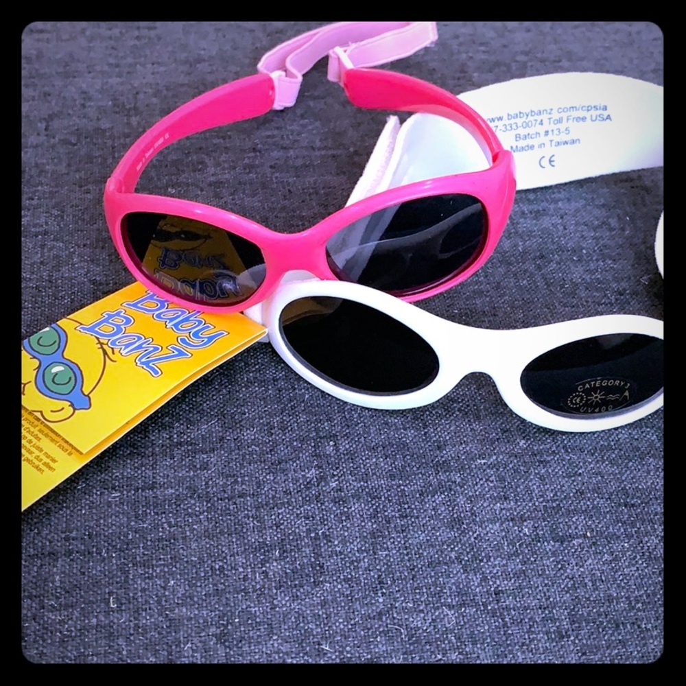 2pairs of kids sunglasses